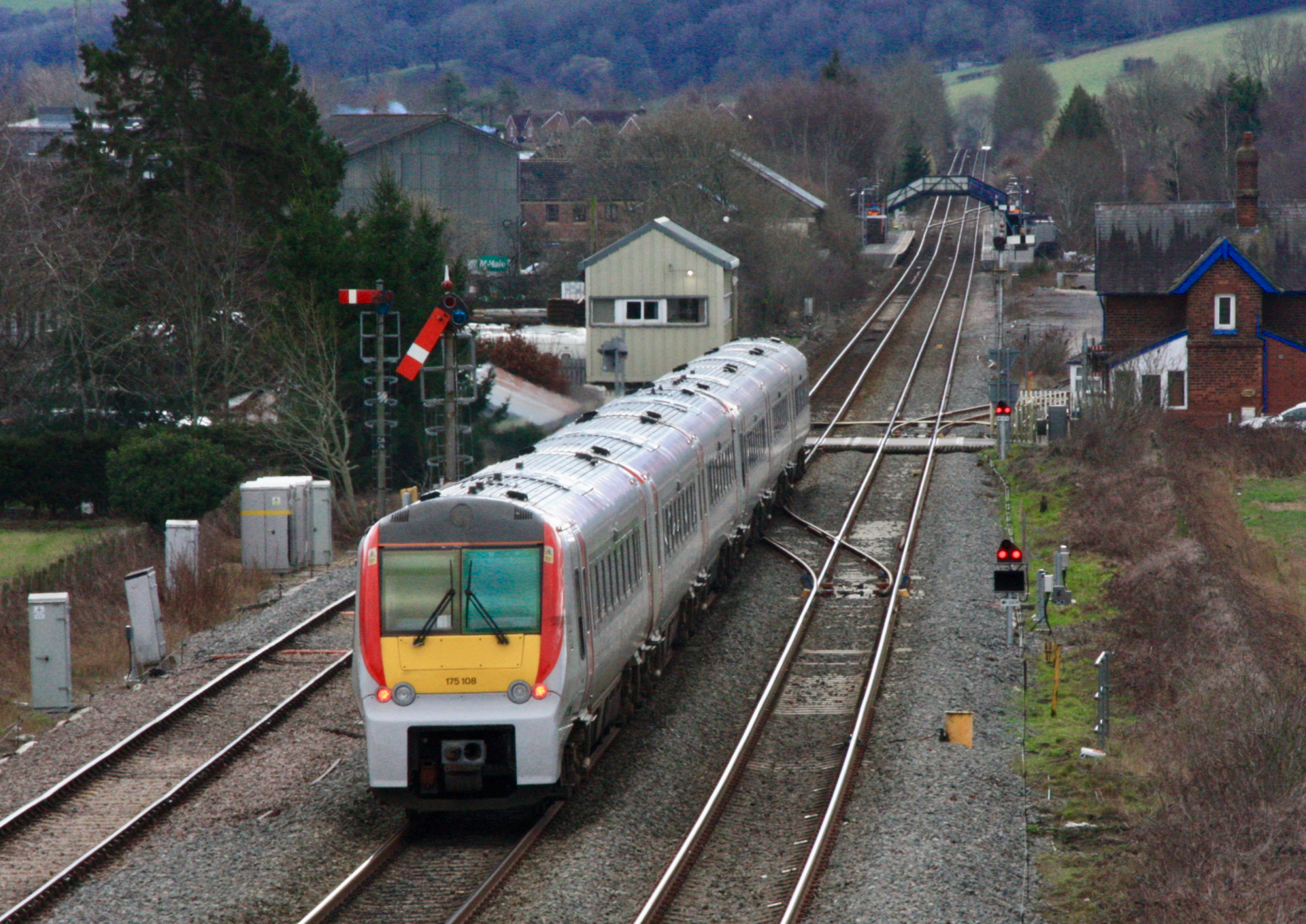 A great new vantage point at Craven Arms – RailwayWorld.net